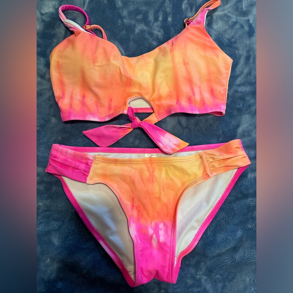 Great summer bathing suit!